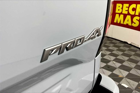 Used 2023 Nissan Frontier PRO-4X w/ Tow Package image 9