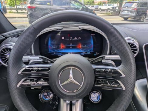 Used 2023 Mercedes-Benz SL 43 AMG w/ Driver Assistance Package image 14