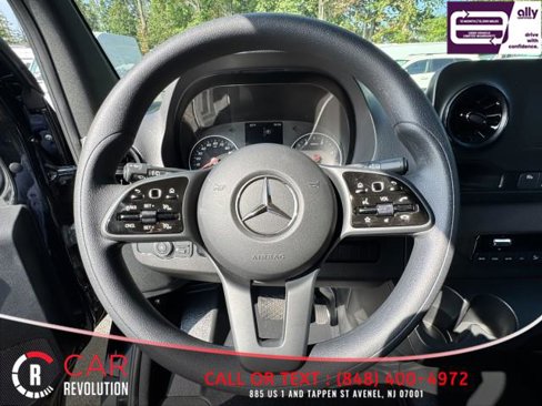 Used 2024 Mercedes-Benz Sprinter 2500 image 18