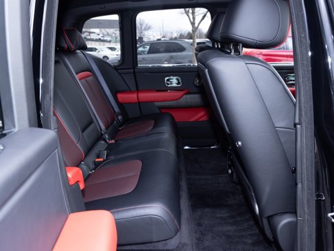 New 2025 Rolls-Royce Cullinan image 55