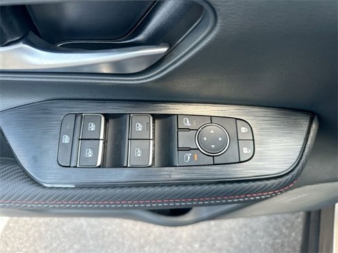 New 2025 Nissan Kicks SR image 20