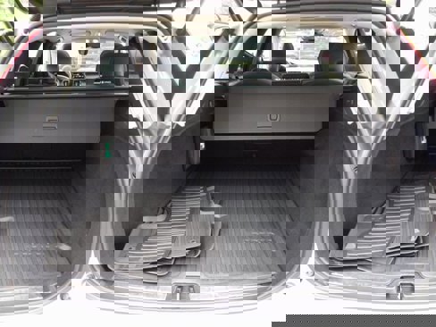 Certified 2024 Volvo XC60 B5 Plus image 21