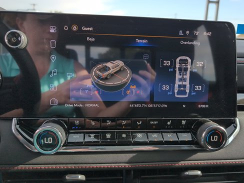 New 2025 Chevrolet Colorado Z71 w/ Technology Package image 14