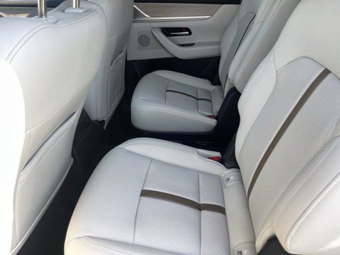 New 2025 MAZDA CX-90 Plug-In Hybrid w/ Premium Plus image 22