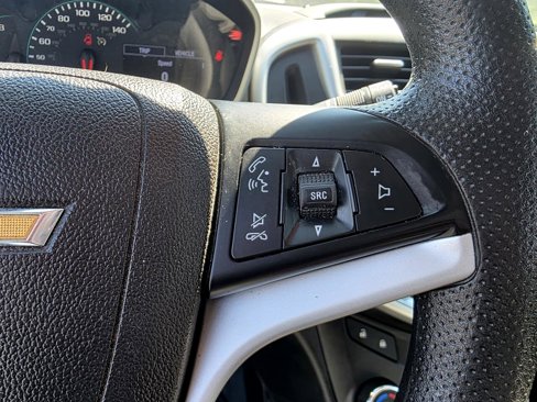 Used 2020 Chevrolet Sonic LT image 19
