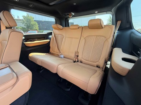 New 2025 Jeep Grand Wagoneer Series III image 20