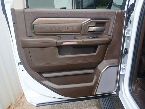 New 2026 RAM 2500 Limited image 23