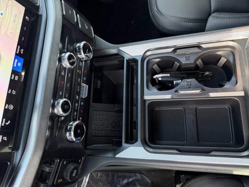New 2025 Ford F250 Platinum image 13