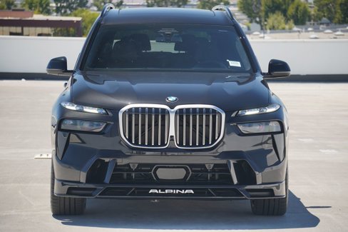 New 2026 BMW ALPINA XB7 image 2