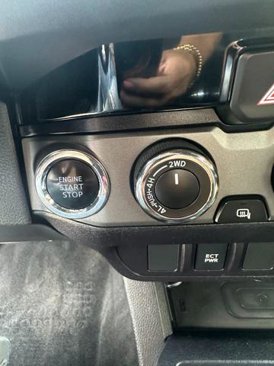 Used 2018 Toyota Tacoma SR5 image 14