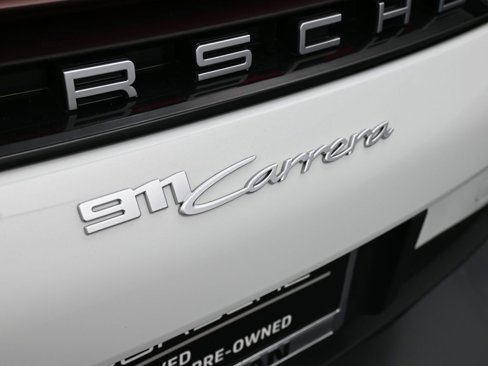 Certified 2025 Porsche 911 Carrera image 8