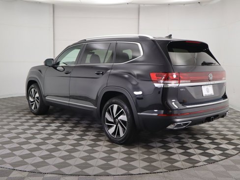 New 2026 Volkswagen Atlas SEL image 8