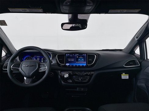 New 2026 Chrysler Pacifica Select image 24