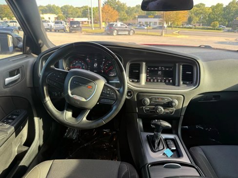 Used 2022 Dodge Charger SXT w/ Blacktop Package image 12