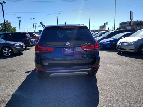Used 2017 BMW X5 xDrive35i w/ Premium Package image 9