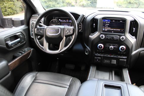Used 2022 GMC Sierra 3500 Denali w/ Denali Ultimate Package image 14