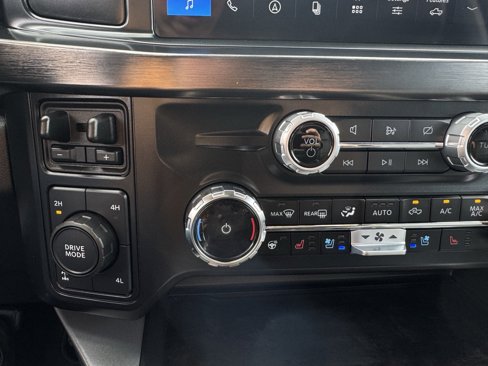 Used 2024 Ford F350 Lariat w/ Black Appearance Package image 25