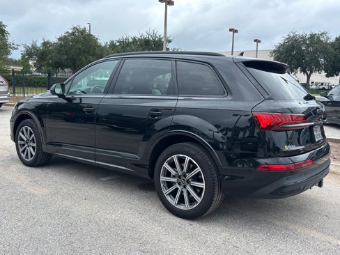 Used 2023 Audi Q7 2.0T Premium Plus image 3