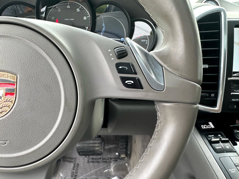 Used 2013 Porsche Cayenne image 39