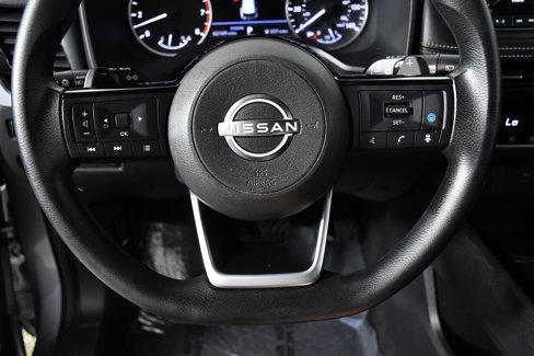 Used 2022 Nissan Rogue SV image 10
