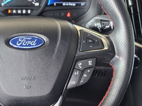 Used 2024 Ford Edge ST-Line image 15