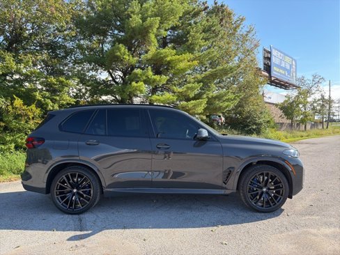 Used 2026 BMW X5 xDrive40i w/ M Sport Package image 4