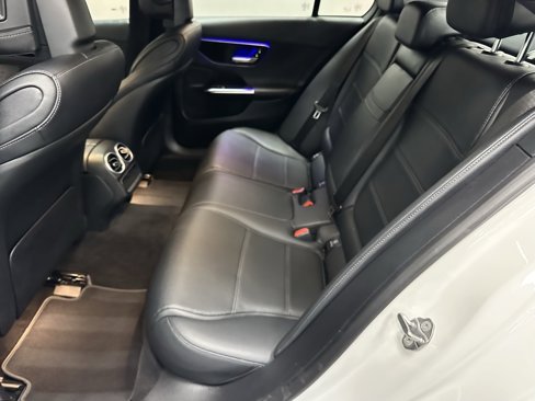 Used 2023 Mercedes-Benz C 300 Sedan image 38