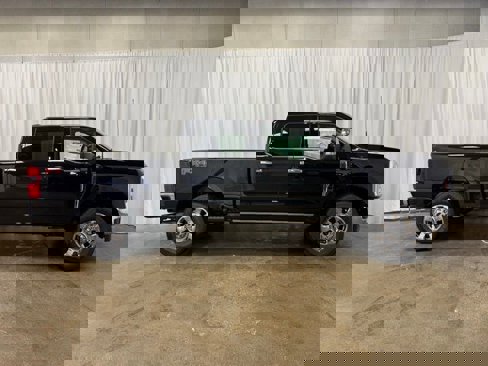 New 2026 Ford F250 Lariat w/ Lariat Ultimate Package image 2