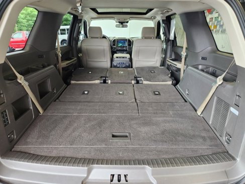 Used 2020 Ford Expedition XLT w/ Equipment Group 202A image 14