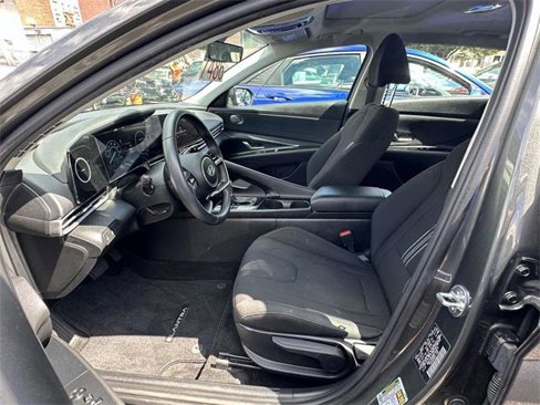 Certified 2024 Hyundai Elantra SEL w/ Convenience Package image 10