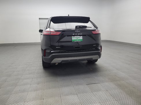 Used 2023 Ford Edge SEL image 6