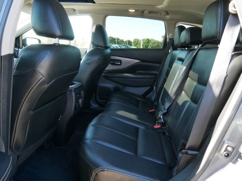 Used 2023 Nissan Murano SV image 12