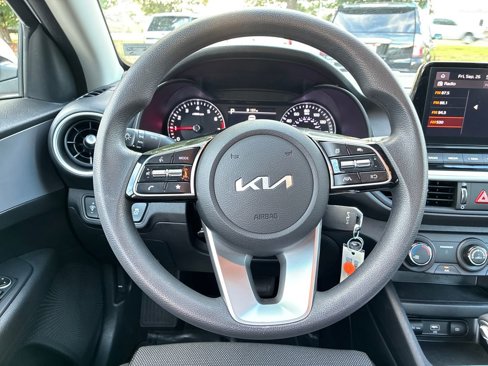 Used 2024 Kia Forte LXS image 15
