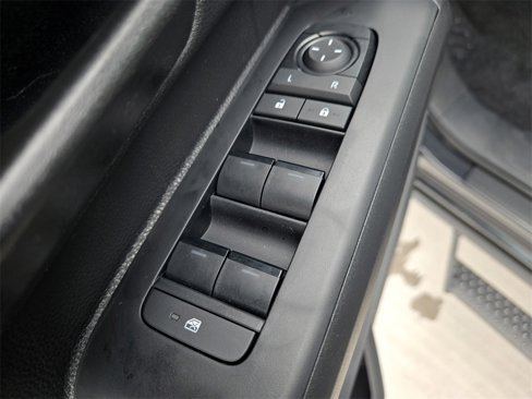 Used 2025 Toyota Tacoma SR5 image 20