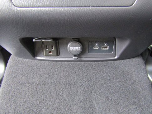 Used 2024 Nissan Armada Platinum w/ Captain's Chairs Package image 36