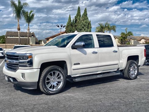 Used 2018 Chevrolet Silverado 1500 High Country image 2