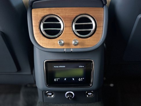New 2024 Bentley Bentayga image 45