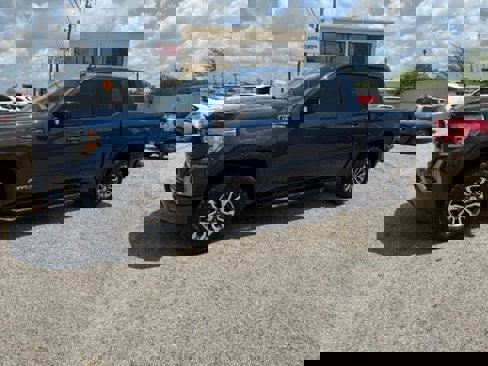 Used 2019 GMC Sierra 1500 AT4 w/ Technology Package image 1