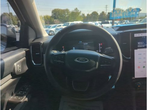 Used 2024 Ford Ranger XLT w/ Technology Package image 15