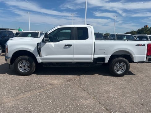 New 2026 Ford F250 4x4 SuperCab Super Duty image 3
