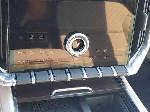 New 2026 GMC Acadia Denali w/ Super Cruise Package image 18