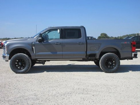 New 2026 Ford F250 Lariat image 9