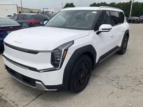 New 2026 Kia EV9 Wind image 3