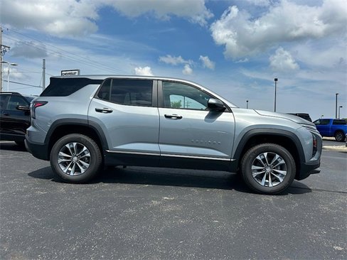 New 2026 Chevrolet Equinox LT w/ Convenience Package II image 8