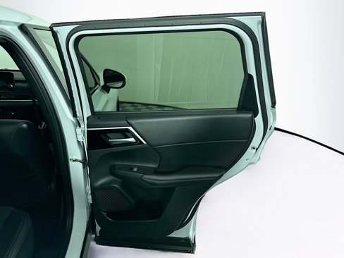 Used 2024 Mitsubishi Outlander SE image 30
