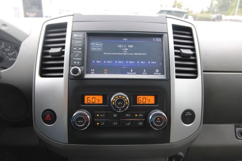 Used 2021 Nissan Frontier SV image 12