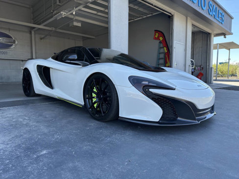 Used 2015 McLaren 650S Spider image 1
