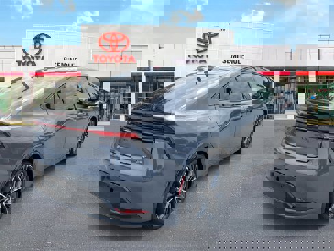 New 2026 Toyota Prius XLE image 3