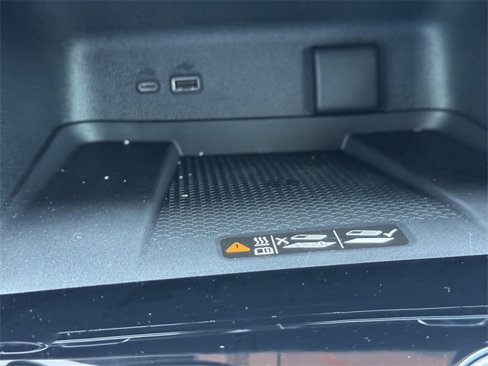 New 2025 Chevrolet Traverse LT w/ Driver Confidence Package image 23