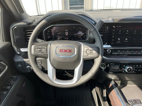 New 2026 GMC Sierra 3500 SLT image 4